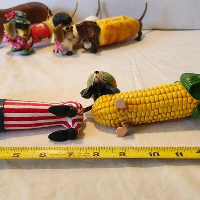 6 DACHSHUND Figurines Lot