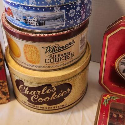 Gorgeous collectible and vintage, tin, metal