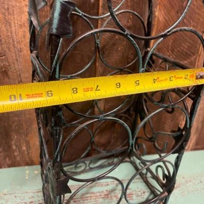 Metal 7 Bottle Wine Holder