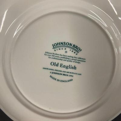 Lot of White Dinnerware