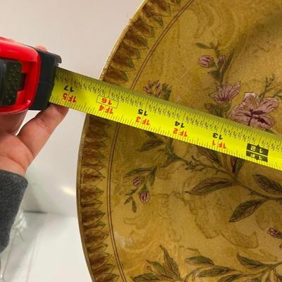 Chinese Porcelain Charger/Plate with Metal Stand