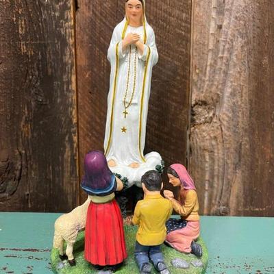 Danbury Mint "Our Lady of Fatima" Figurine.