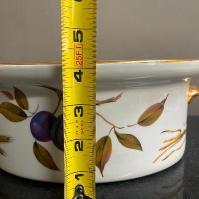 Royal Worcester Evesham Gold Rim Covered Casserole