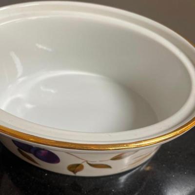 Royal Worcester Evesham Gold Rim Covered Casserole