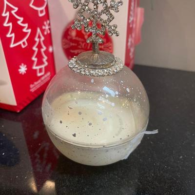 Lot of Christmas Decor: Hallmark, Enesco & More