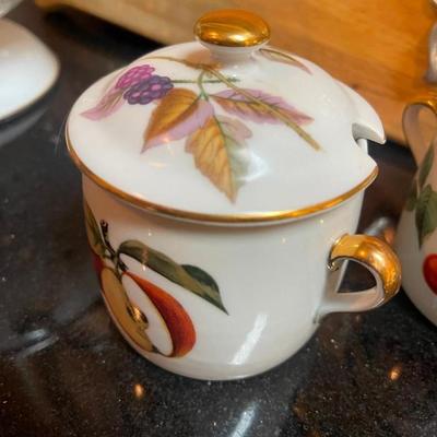 Georges Briard Cheese Board & Royal Worcester Evesham Porcelain