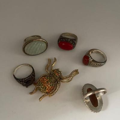 Lot of Sterling Silver Rings & Costume Spider Pin