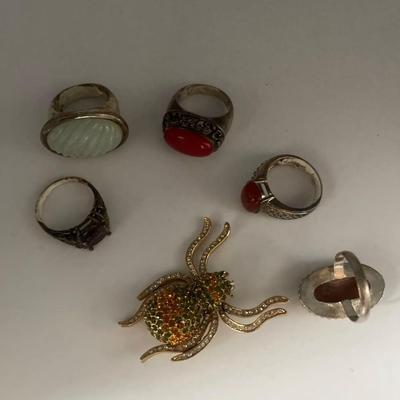 Lot of Sterling Silver Rings & Costume Spider Pin