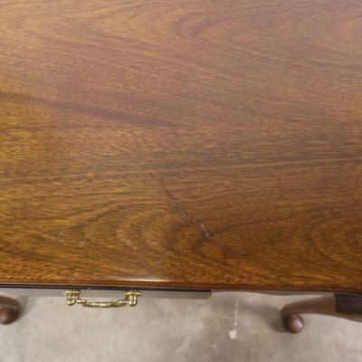 Vintage Queen Anne Style Flip Top Game Table