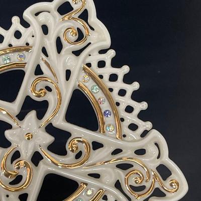 Lennox eternal faith, Porcelain cross with crystal accents