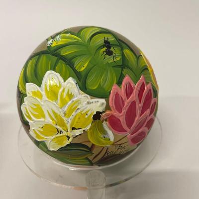Vintage 1999 Saks Fifth Avenue Annual Christmas Holiday Ball Hand Made Ornament, Signed