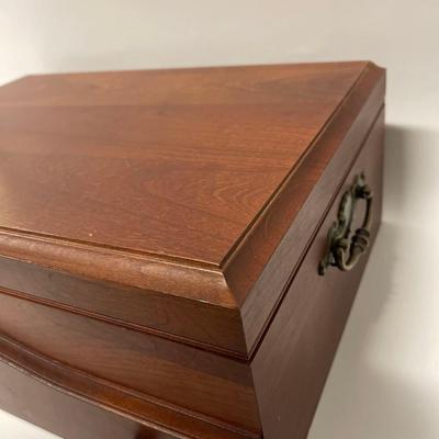 Stainless Steel Flatware Set, 88 pieces +