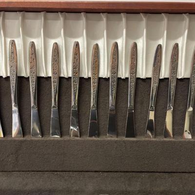 Stainless Steel Flatware Set, 88 pieces +