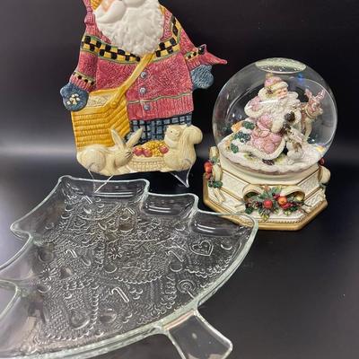 Lot of Christmas Accents, Fitz & Floyd Music Box
