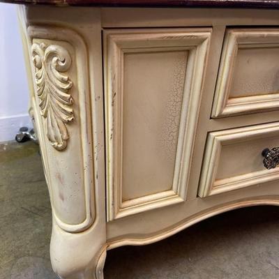 Thomasville Impressions 2 Tone Wood Coffee Table