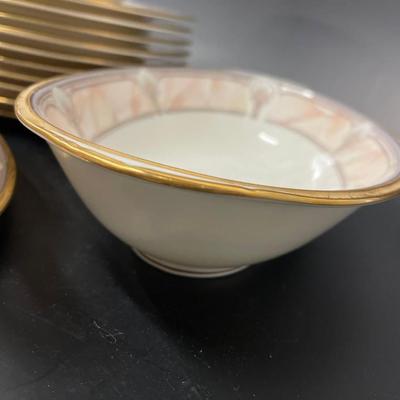Noritake China “Pacific Majesty”