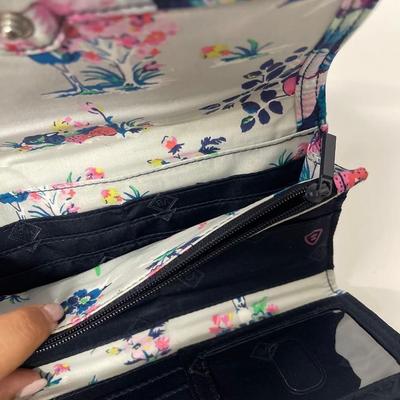 Vera Bradley Garden Grove RFID Tri Fold Wallet