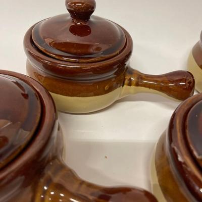 Set of 4 Vintage French Onion Soup Crocks With Lids