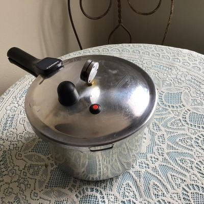 Mirror Pressure Cooker.