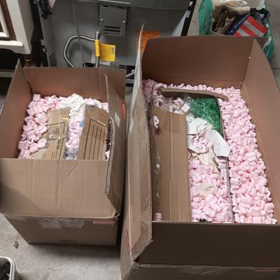 LARGE AND MEDIUM BOX OF STYROFOAM PEANUTS AND BUBBLE WRAP