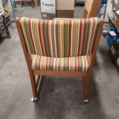 2 UPHOLSTERED CHAIRS ON CASTERS