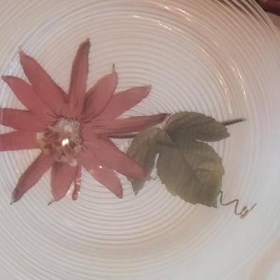 Guild the Lily Glass Plate