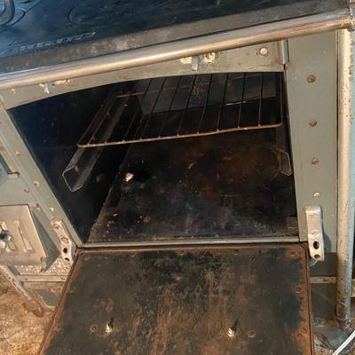 Vintage Mallable Wood or Coal Stove