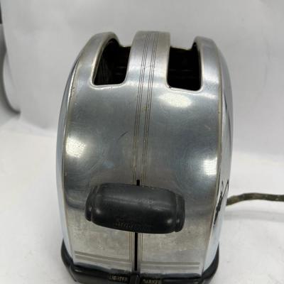 Sunbeam T-9 domed chrome etched toaster