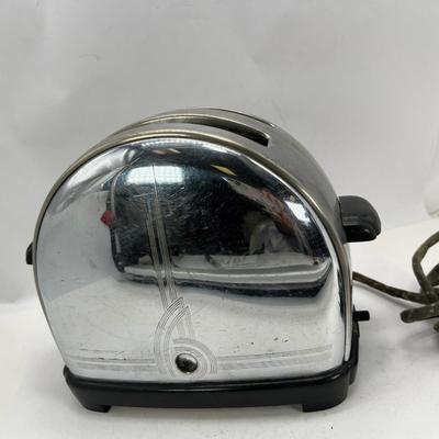 Sunbeam T-9 domed chrome etched toaster