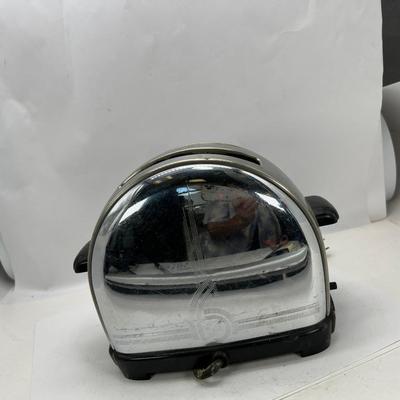 Sunbeam T-9 domed chrome etched toaster