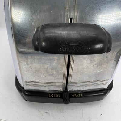 Sunbeam T-9 domed chrome etched toaster