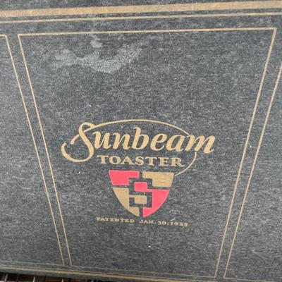 1923 Sunbeam flat toaster orignal box and brochures
