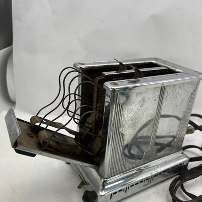 Landers Frary and Clark double pull down toaster
