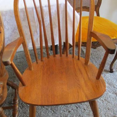 4 dinning room chairs. Will deliver - see description.
