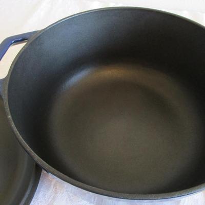Cast Iron Dutch Oven