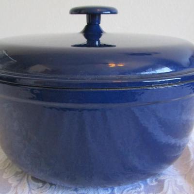 Cast Iron Dutch Oven