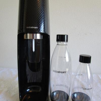 Soda Stream w/ 2 bottles