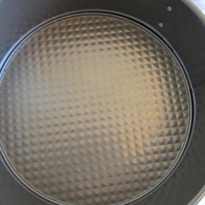 Roasting pan with rack and spring pan