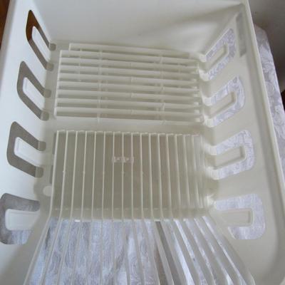 Dish drainer, mug holder, can crusher, organizing rack