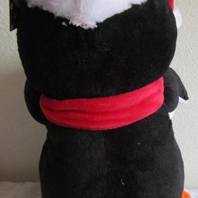 Holiday Huggable Friends with 50" x 60" fleece throw - new