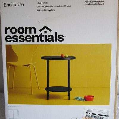 Room Essentials End Table 22.38" x 18" - new in box