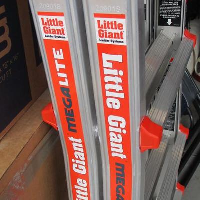 Little Giant MEGALITE 22 foot Ladder - looks new