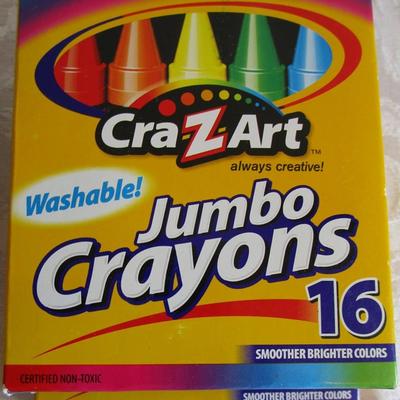 Sm container, crayons, dumbbell, bowl, Uno cards
