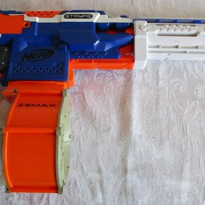 Nerf N-strike Elite Stryfe