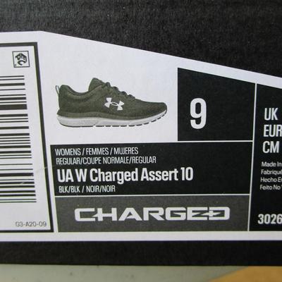 UnderAmour Women's shoes Size 9 - new in box