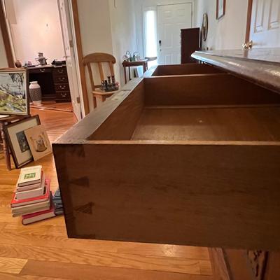 Oak Sideboard With Carved Leaf Embellishments (LR-RG)