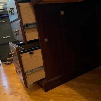 Sauder Woodworking Executive Desk (O-RG)