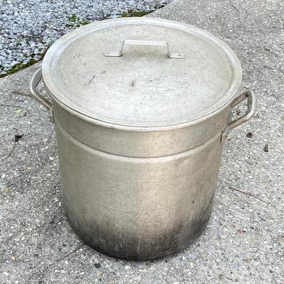 Large Aluminum Stock Pot