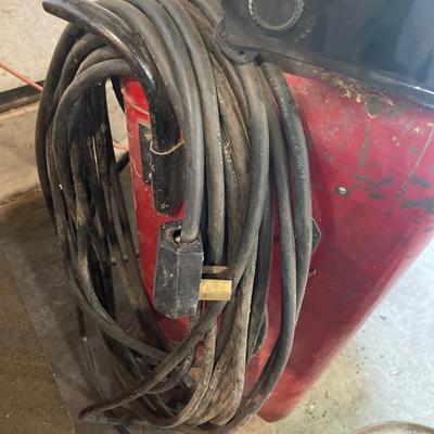S43-Welder, welders helmet, gloves plus extras