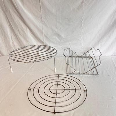 Mirro, Farberware, and More Baking Pans and Accessories (K-DZ)